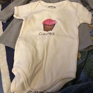 Baby clothes3 months